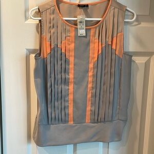 ANN TAYLOR- Sleeveless Top size 4